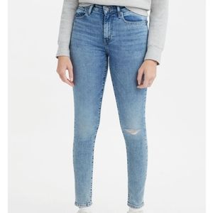 Levi's 721 High-Rise Skinny Jeans
